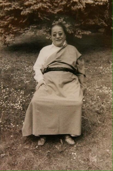 Ri Cho Mountain Retreat: Extracting the Essence of Accomplishment (S04) DVDs